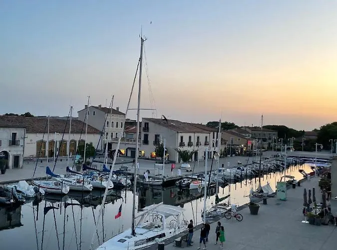 La Maison Du Port Roma * Marseillan (Herault)